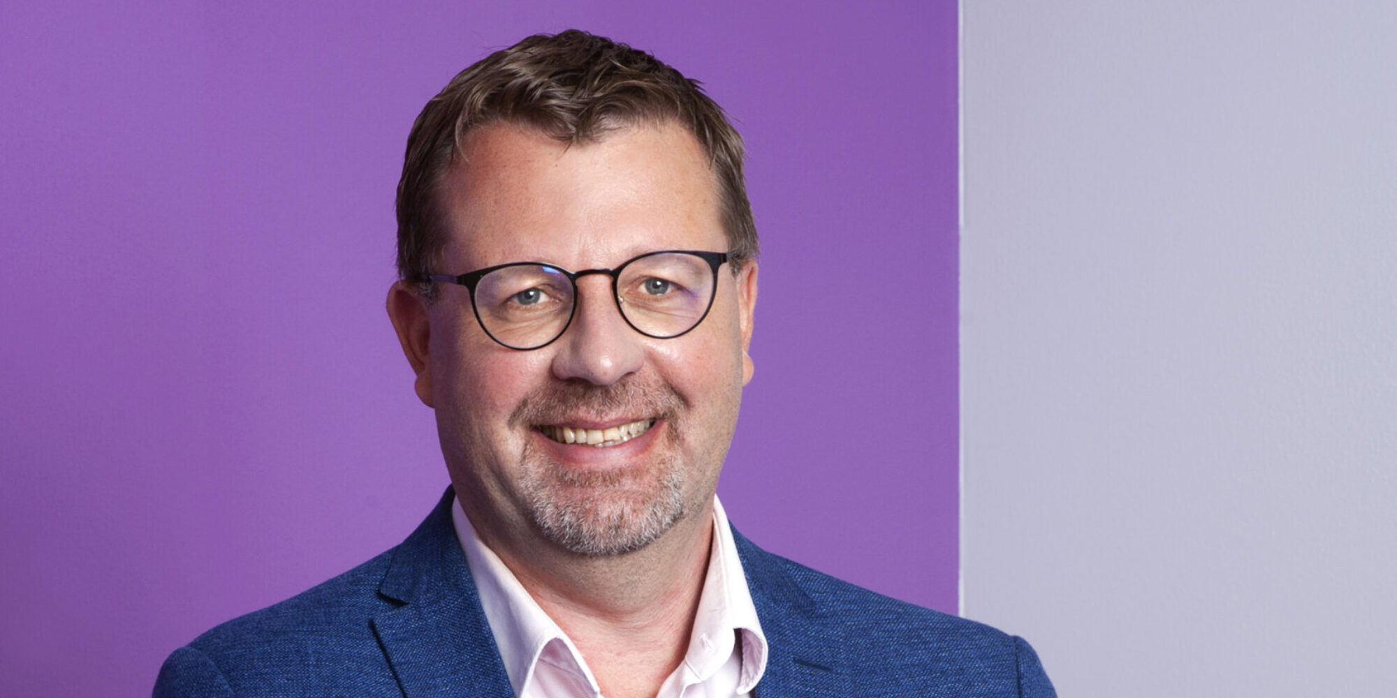 Jussi Salminen, Silmäasema